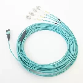 8F MPO към LC Duplex MPO вентилационен кабел